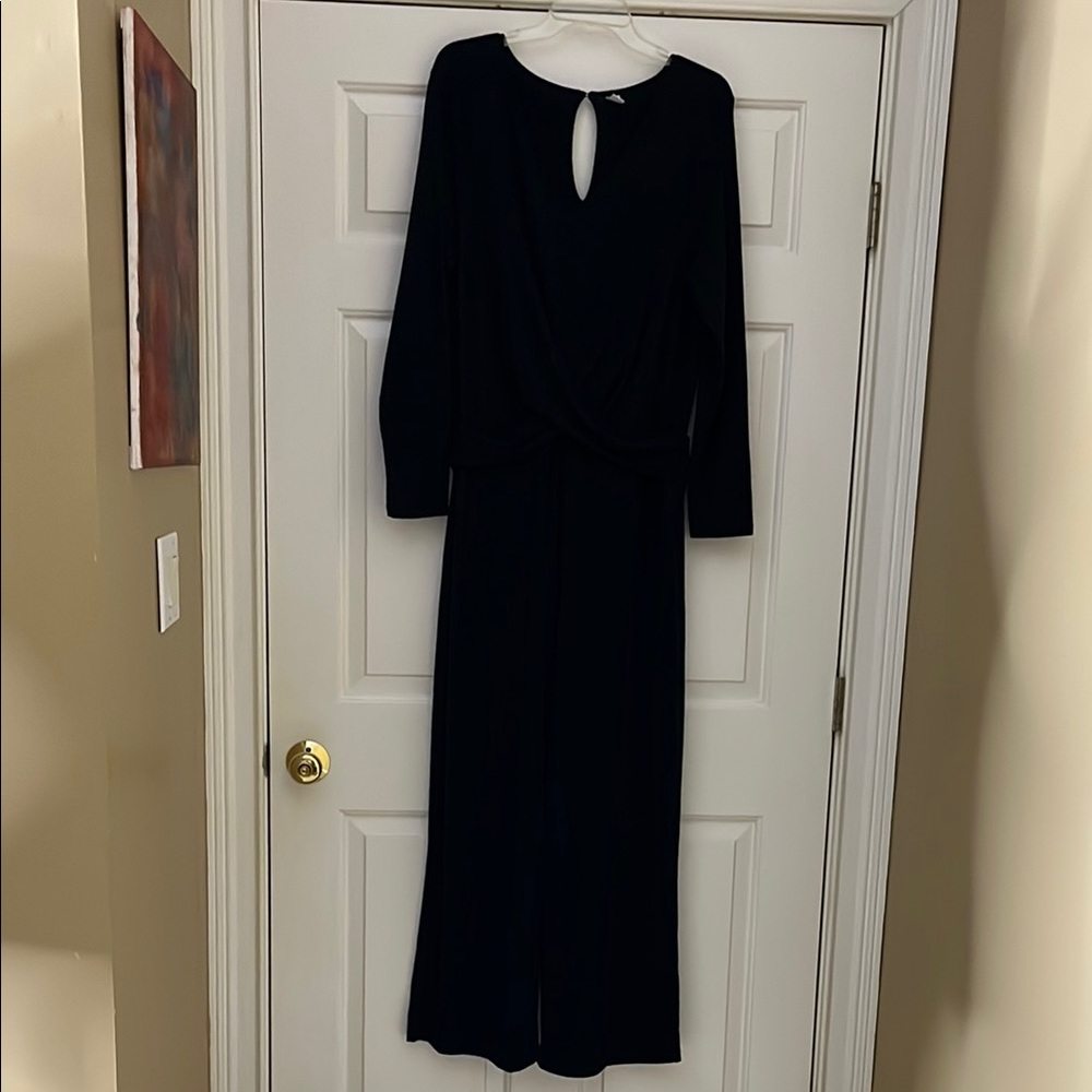 Elegant Black Women's Jumpsuit